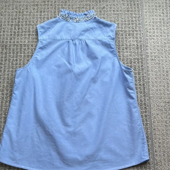 Light Blue sleeveless embellished ladies blouse. Size L - Picture 4 of 5